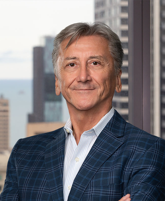 Thomas Glushko, Chapman and Cutler LLP Photo