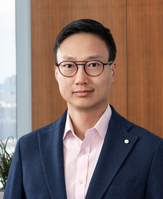 Samuel Hu, Chapman and Cutler LLP Photo