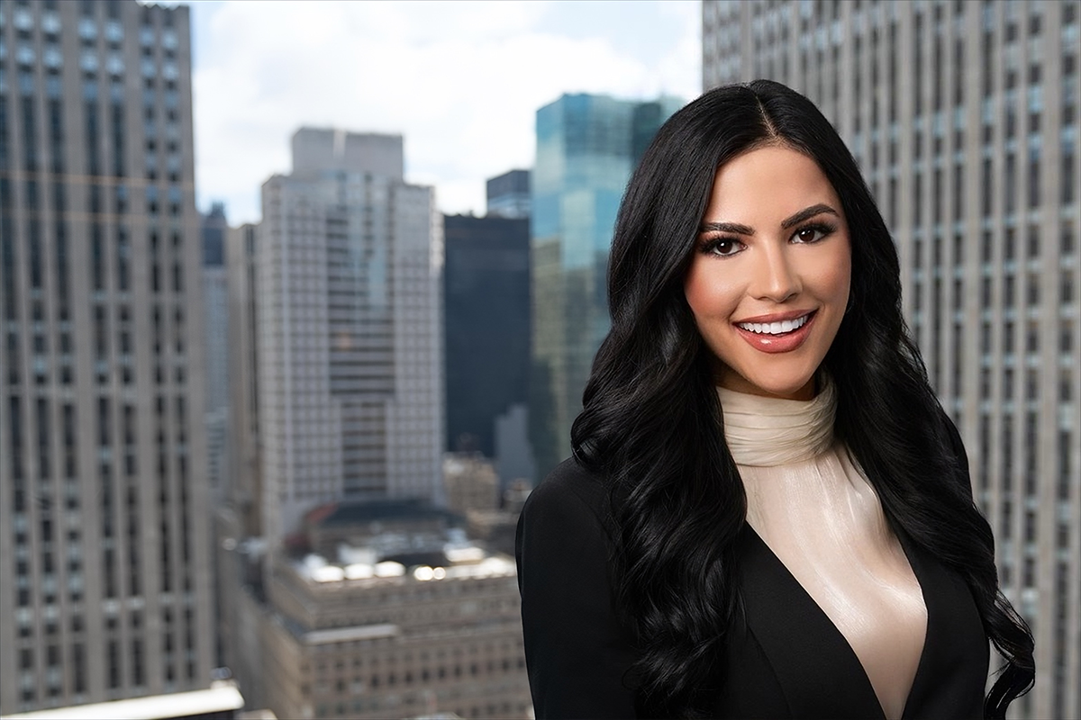 Courtney Leon, Chapman and Cutler LLP Photo